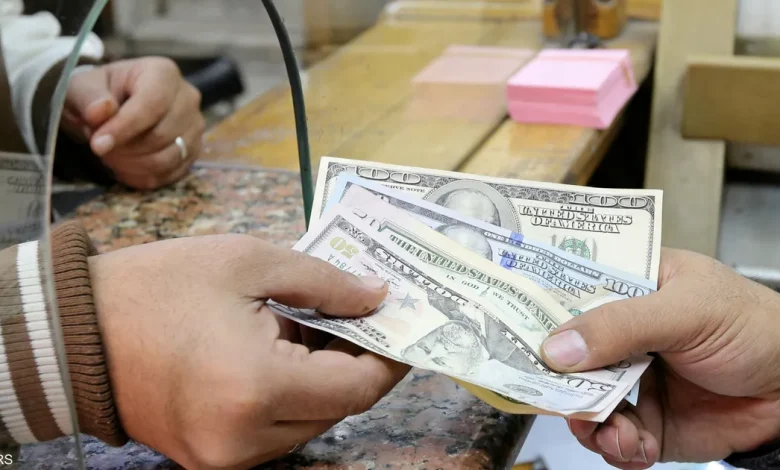 ارتفاع تحويلات المصريين