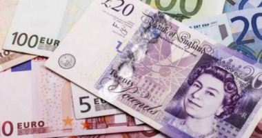 سعر الجنيه الاسترليني يبدأ تعاملات اليوم الأحد 11-5-2025 على تراجع