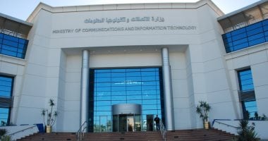 الاتصالات تكشف.. 6.8 مليون اشتراك جديد في المحمول خلال عام