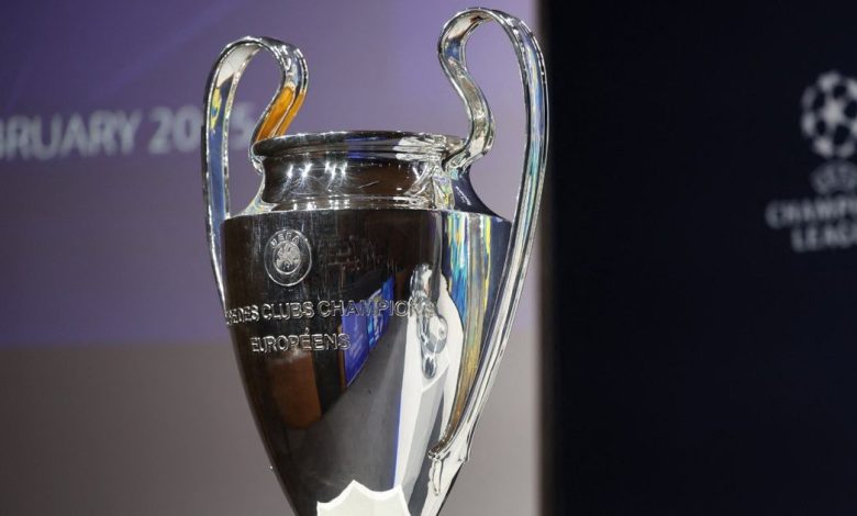 إيمري يتهم الحكم بحرمان أستون فيلا من اللعب في دوري الأبطال