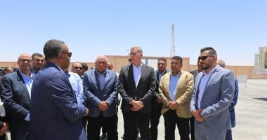 وزير البترول يفتتح محطة الغاز الرئيسية المغذية لمدينة الخارجة بالوادي الجديد