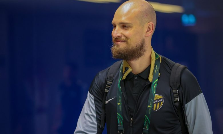 الاتحاد يؤكد اجراء رايكوفيتش عملية جراحية في المانيا بشكل رسمي