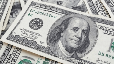 تراجع مفاجئ لسعر الدولار في ختام تعاملات اليوم بالبنوك
