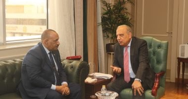 وزير الكهرباء يبحث مع وزير النفط والطاقة السوداني سبل التعاون