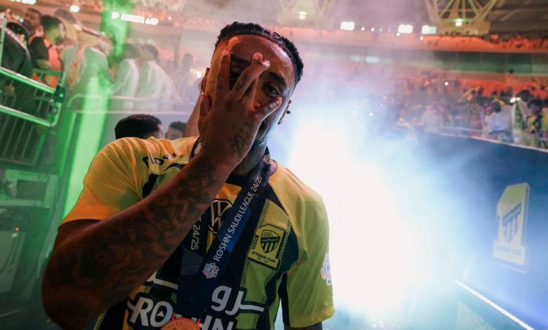 فارغاس الأفضل وبينتو الأسوأ في مباراة الفتح والنصر بالدوري السعودي