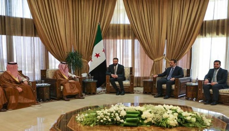 دعم الرواتب في سوريا الرياض تدعم موظفي الدولة بشكل مباشر وبقوة