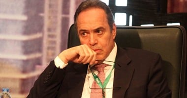رجال أعمال مصريون يزورن لبنان لبحث زيادة التبادل التجارى يوم 28 مايو