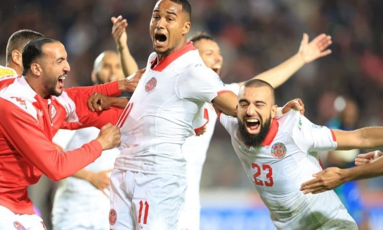 سلوت يعترف بفضل كلوب ويتجنب الحديث عن صفقات ليفربول