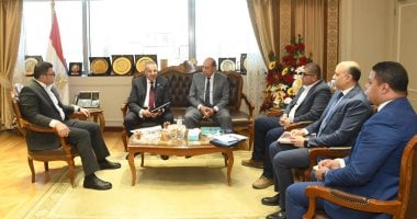 وزير الاسكان ومحافظ جنوب سيناء يتابعان المشروعات المشتركة بالمحافظة