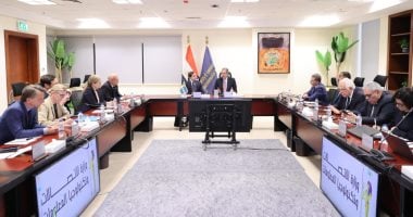 وزير الاتصالات يبحث فتح آفاق جديدة للتعاون بين مصر والسويد فى مجالات البنية التحتية