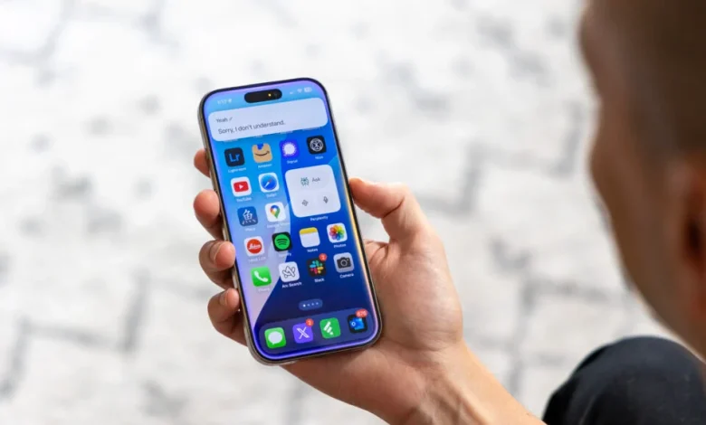 آبل تواجه تحديات في ميدان الذكاء الاصطناعي قبل مؤتمر WWDC 2025