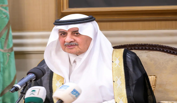 أمير تبوك يكرم المشاركين في الحج بمناسبة فخر واعتزاز للمجتمع