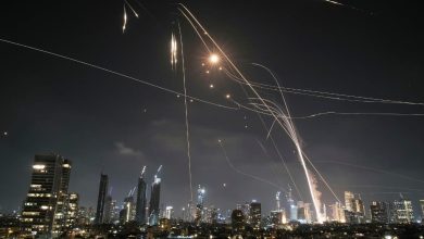 إصابات متعددة بفعل قصف إيراني على تل أبيب والأوضاع تتفاقم