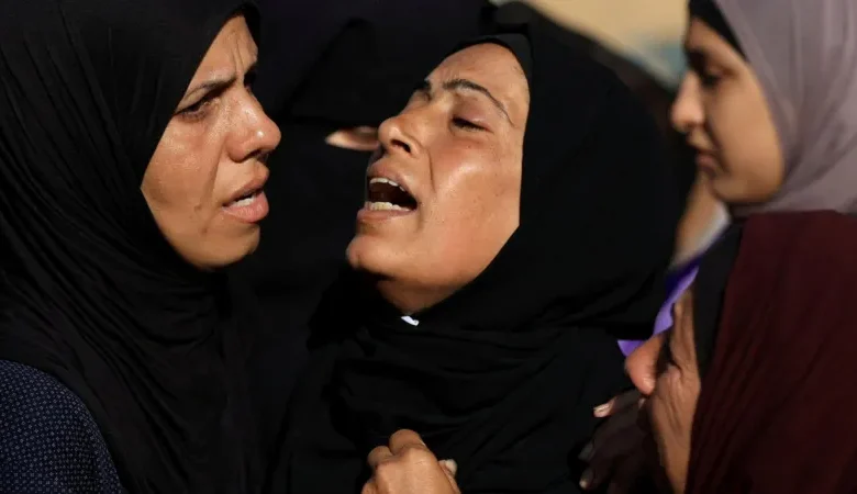 استشهاد 33 فلسطينيا بينهم 11 منتظرا للمساعدات في مجزرة جديدة بغزة