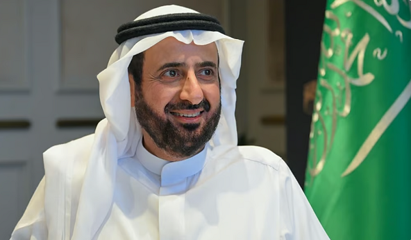الربيعة يؤكد لرئيس بعثة الحج الايرانية مغادرة اولى طلائع الحجاج الايرانيين
