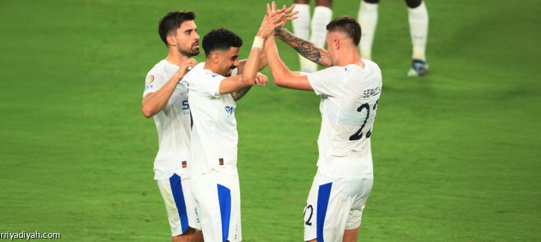 الهلال يتألق ويصعد إلى القمة على خطى بالميراس وإنتر ميامي