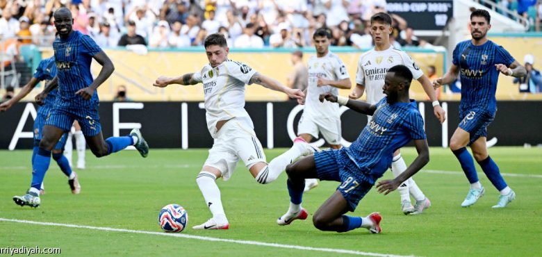 الهلال يحقق الانتصار بعد 14 محاولة ويوقف مسلسل الخسائر في آسيا