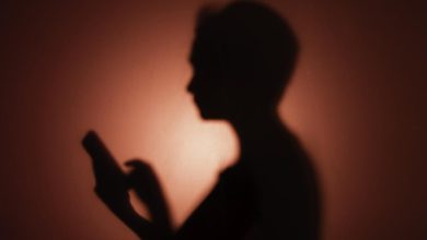 تحذير مهم: تطبيقات خطيرة تهدد امن هاتفك احذفها فوراً الآن