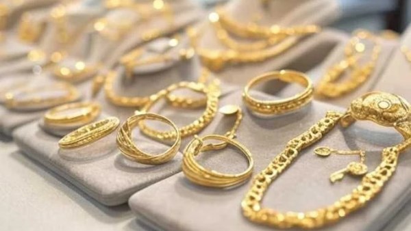 سعر الذهب عيار 21 في مصر اليوم الثلاثاء 1 يوليو 2025 يتعرض لانخفاض ملحوظ