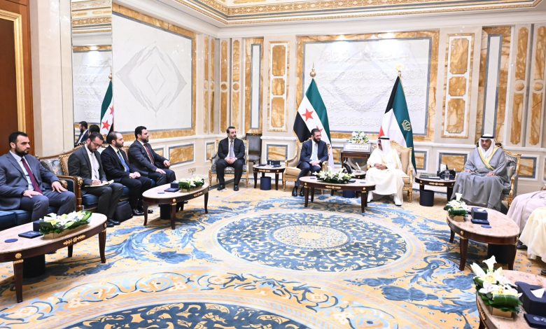 عبارة تقليدية في قصر الحكم بالكويت تثير تفاعلًا كبيرًا واهتمام المجتمع