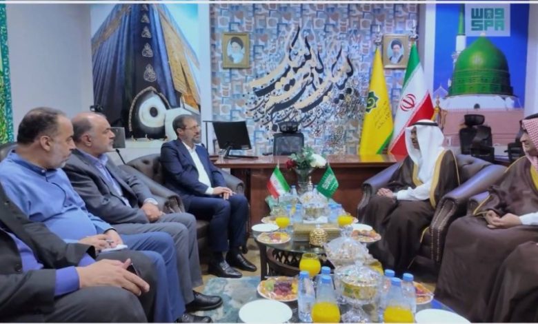 نائب وزير الحج والعمرة يزور مقرات اقامة الحجاج الايرانيين في مكة المكرمة