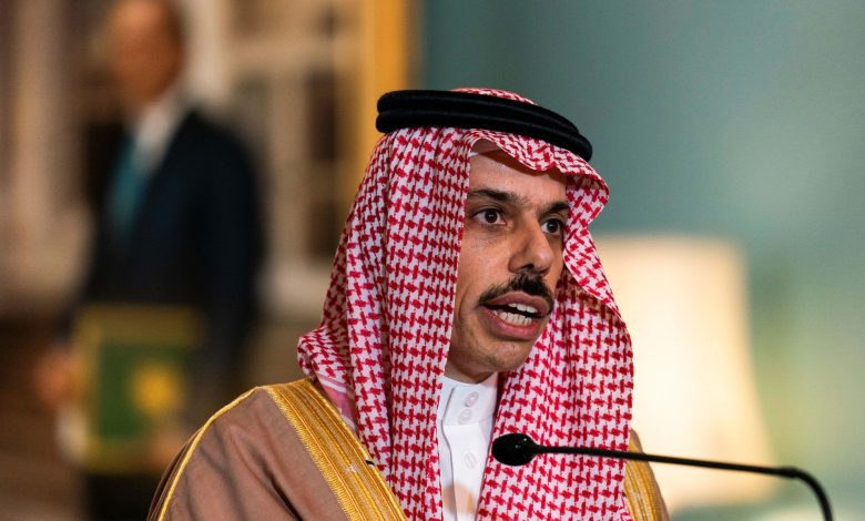 وزير الخارجية يتواصل هاتفيًا مع نظيره الإيراني في خطوة دبلوماسية جديدة