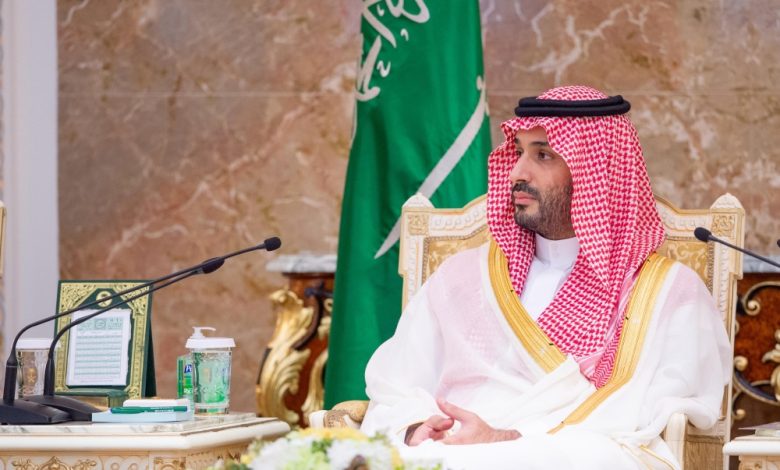 ولي العهد يستقبل المهنئين بعيد الاضحى المبارك نيابة عن الملك