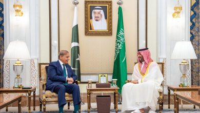 ولي العهد يستقبل رئيس الوزراء الباكستاني لبحث فرص التعاون المستقبلية