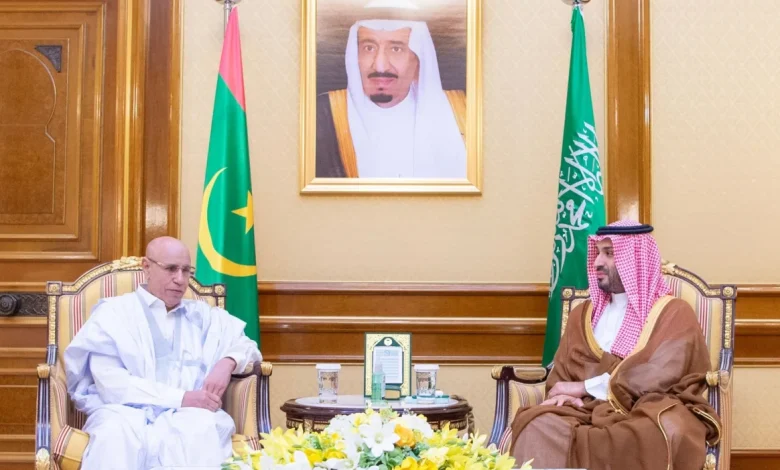 ولي العهد يلتقي رئيس موريتانيا لبحث العلاقات الثنائية وتعزيز التعاون المشترك