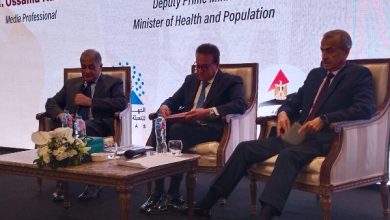 225 مولودا كل ساعة في مصر وفق وزير الصحة