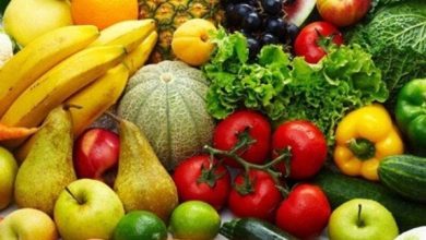 أسعار العنب الأحمر والخضروات والفاكهة اليوم الثلاثاء 1/7/2025