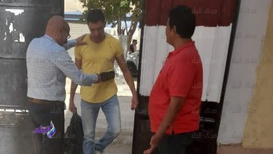 إجراءات تفتيش الطلاب بالعصا الإلكترونية في لجان امتحانات الثانوية العامة"
"تفتيش شامل بالعصا الإلكترونية لمواجهة الغش في امتحانات الثانوية العامة"
"لجان امتحانات الثانوية العامة تطبق تفتيش العصا الإلكترونية على الطلاب