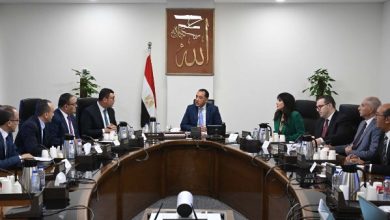 اجتماع رئيس الوزراء لمتابعة تقنين الأراضي في المدن الجديدة