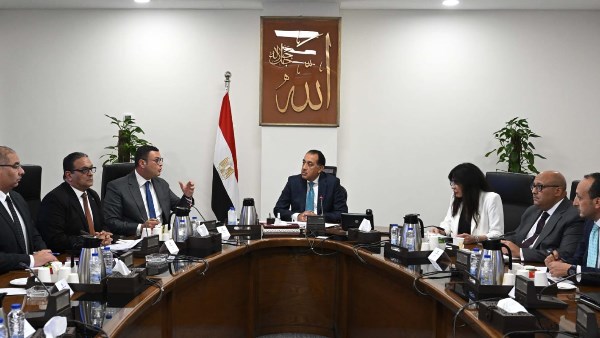 اجتماع رئيس الوزراء لمراجعة الجامعات الأهلية