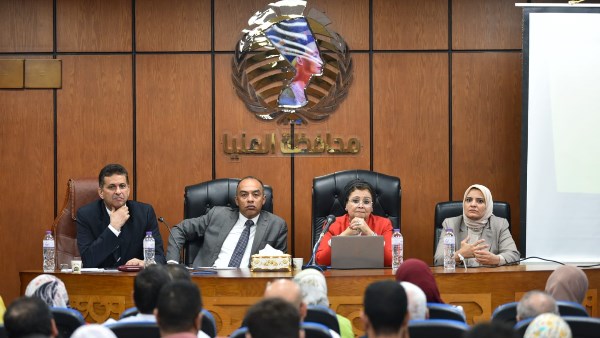 اجتماع نائب وزير الصحة مع القطاع الخاص بالمنيا بشأن خفض الولادات القيصرية