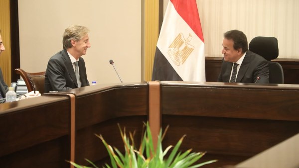 اجتماع هام لوزير الصحة مع ممثل الأمم المتحدة لتعزيز التعاون المشترك
دكتور خالد عبدالغفار يبحث سبل التعاون مع برنامج الأمم المتحدة
نائب رئيس الوزراء يتباحث مع ممثل الأمم المتحدة حول تعزيز الصحة العامة
تعاون مشترك مستقبلي بين وزارة الصحة وبرنامج الأمم المتحدة
لقاء مثمر بين وزير الصحة والممثل المقيم للأمم المتحدة