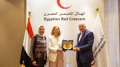 استقبال وزيرة الخارجية النمساوية في الهلال الأحمر المصري يعكس جهود مصر في أزمتي غزة والسودان