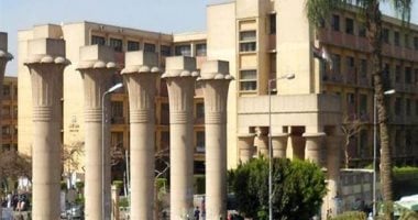 اعتداء طالبة بجامعة عين شمس على فرد أمن بسلاح أبيض يكشف كواليس مثيرة