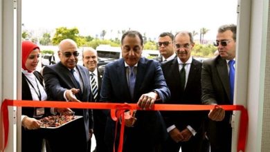 افتتاح مجمع الشهر العقاري والتوثيق بمدينة العلمين الجديدة برئاسة رئيس الوزراء | صور