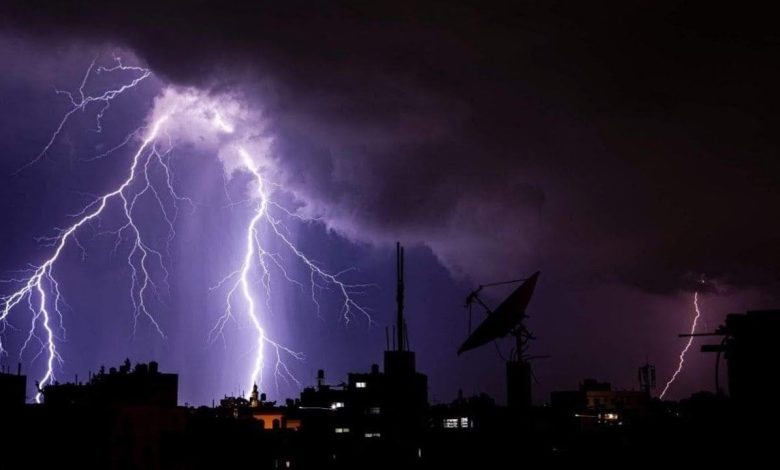 الأرصاد تعلن: أمطار رعدية متوقعة حتى نهاية الأسبوع