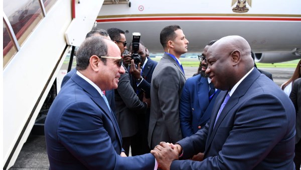 الرئيس السيسي في غينيا الاستوائية للمشاركة في قمة الاتحاد الأفريقي وصول الرئيس السيسي إلى غينيا الاستوائية لقمة الاتحاد الأفريقي قمة الاتحاد الأفريقي تستضيف الرئيس السيسي في غينيا الاستوائية الرئيس السيسي يتوجه إلى غينيا الاستوائية لقمة الاتحاد الأفريقي