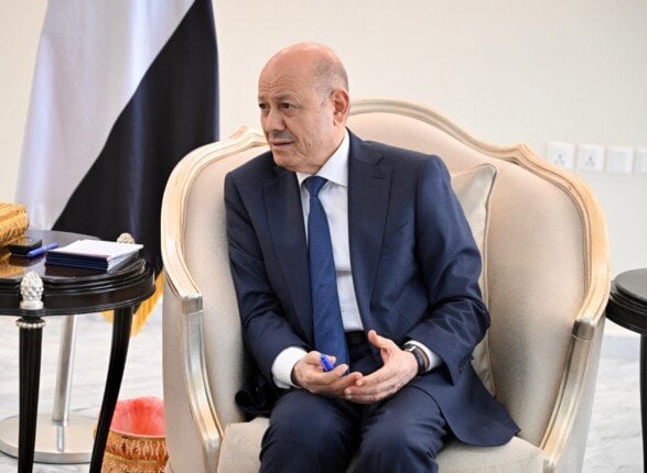 الرئيس العليمي يثمن مواقف السيسي تجاه اليمن