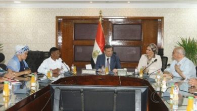 بحث وزير الزراعة مع «نقابة العاملين بالبنوك» بجنوب إفريقيا سبل التعاون المشترك