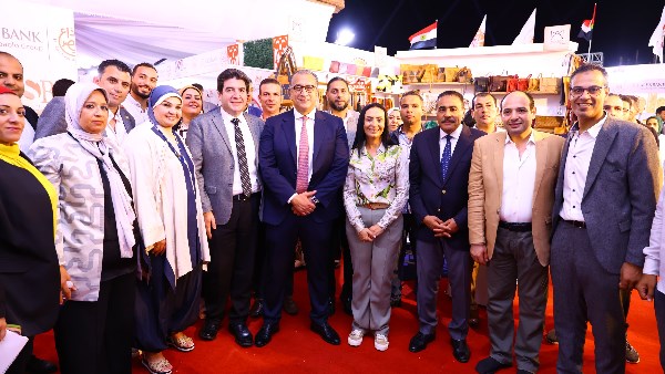 بنك ناصر يدعم معرض ديارنا للحرف اليدوية والتراثية بالساحل الشمالي
بنك ناصر يرعى معرض ديارنا المخصص للحرف التراثية في الساحل
معرض ديارنا: بنك ناصر يعزز الحرف اليدوية والتراثية في الساحل الشمالي
افتتاح معرض ديارنا: بنك ناصر يشارك في تعزيز التراث بالساحل الشمالي