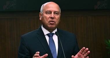 نائب رئيس الوزراء: تدريب مجانى لتأهيل سائقى الأتوبيسات والنقل الثقيل