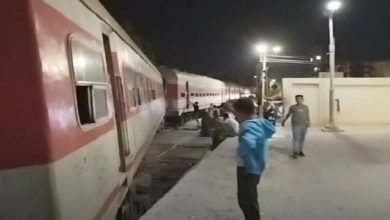 تصادم قطار السنطة يحدث فوضى بخروج عرباته عن القضبان في الغربية