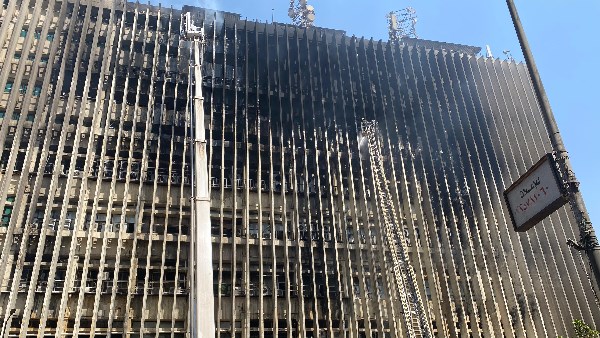 تطوع مئات العاملين في قطاع الاتصالات لإعادة الخدمة بشكل وطني