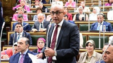 «تعديلات جديدة» تعزز التعليم وفق إشادة عبد اللطيف