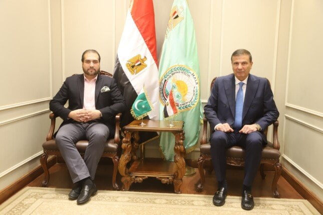 تعزيز التعاون الزراعي بين وزير الزراعة ونظيره الباكستاني في بنجاب
