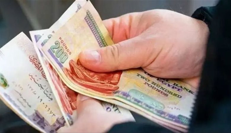 تعطل خدمات الإنترنت يربك المعاملات المالية ويدفع البنوك للاعتذار
